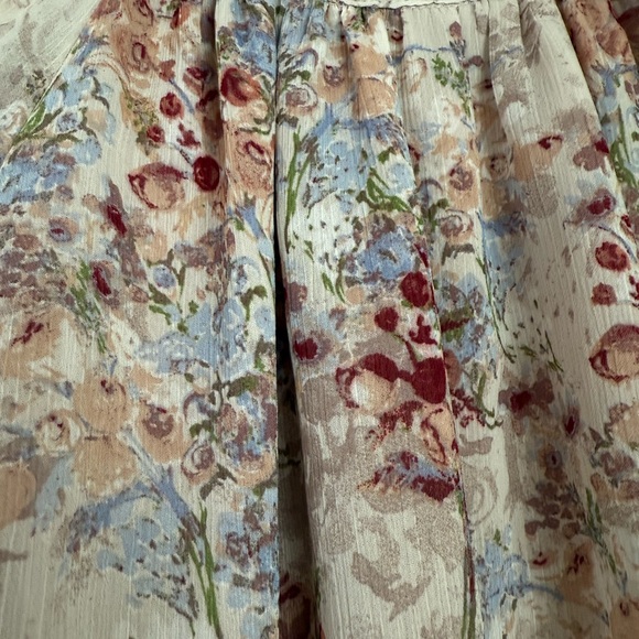 Vici Sheer Floral Blouse - Picture 4 of 4